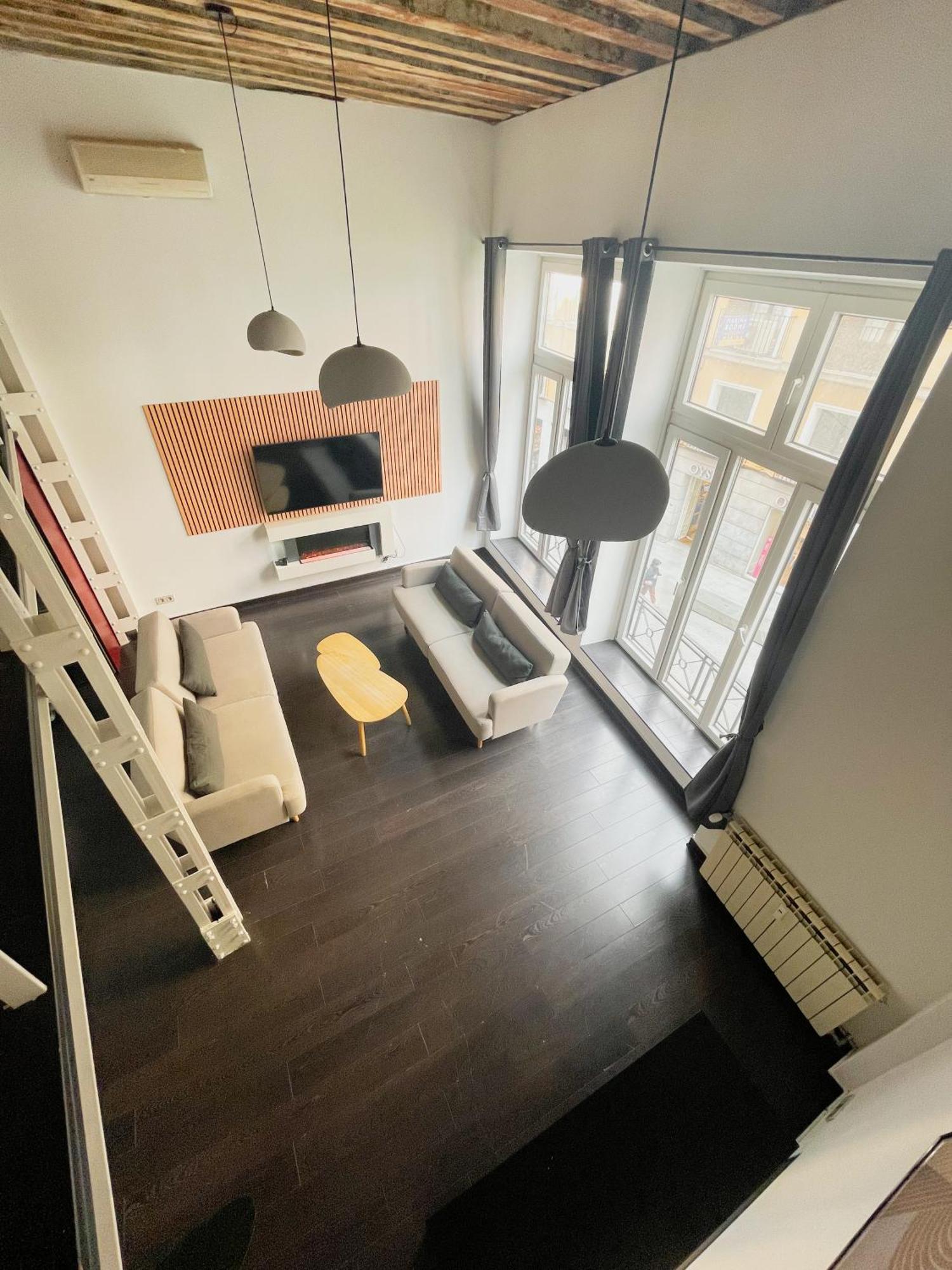 Carretas Duplex Exterior Derecha Appartement Madrid Buitenkant foto